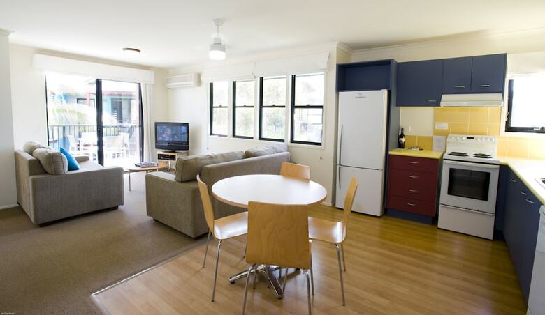 Hotel Australis Noosa Lakes