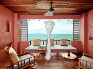 Hotel Hansar Samui Resort & Spa