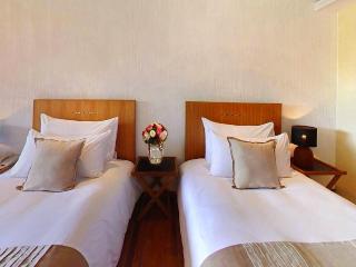 Hotel Hansar Samui Resort & Spa
