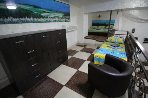 Hostal U Oksani Guest House