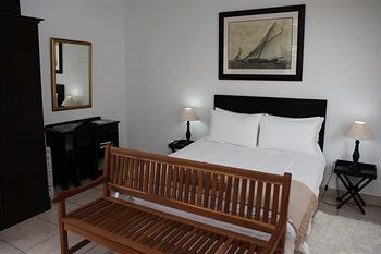 Hotel La Boheme Bed And Breakfast