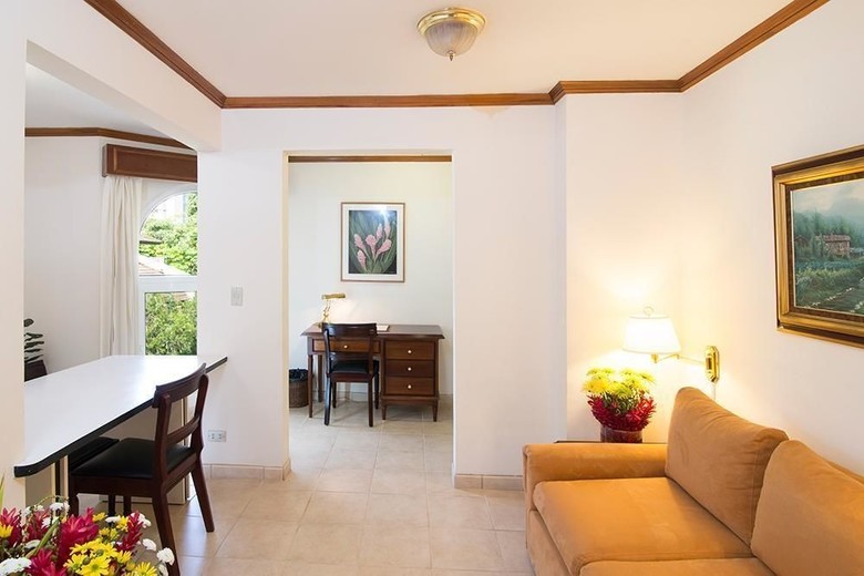 Apartotel & Suites Villas Del Rio