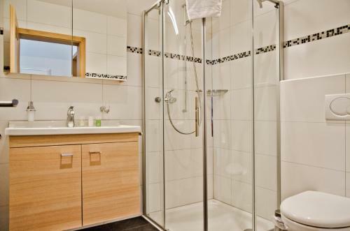 Apartment B�reggblick 4.5 - Griwarent Ag