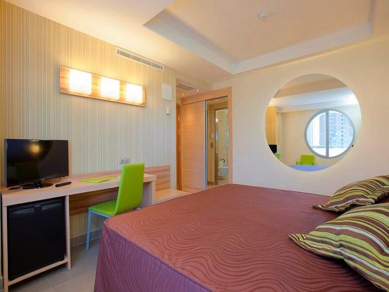 Riviera Beachotel (S�lo Adultos)