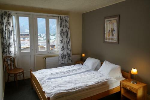 Alpenrose Hotel And Gardens