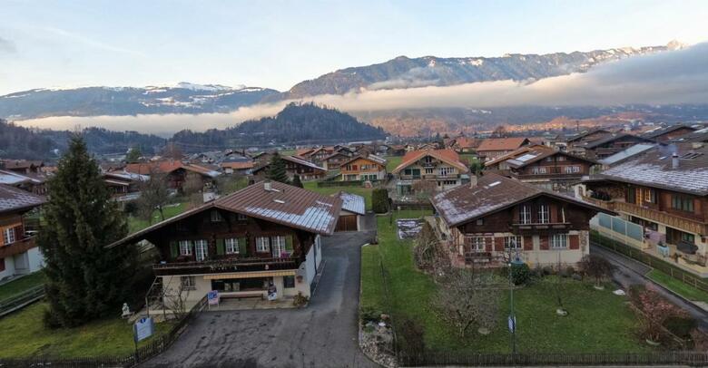 Alpenrose Hotel And Gardens