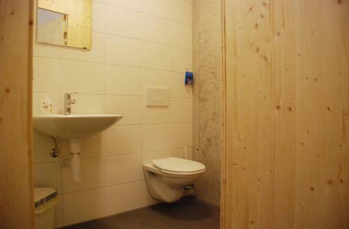 Hostel Tabakhuesli