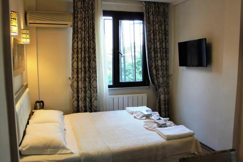 Hostal Ararat Hotel