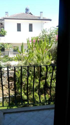 Poppy Apart Hotel