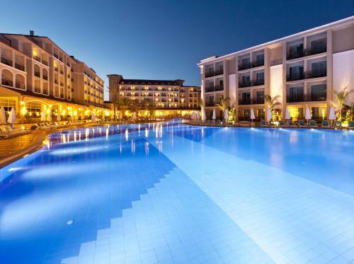 Paloma Oceana Resort - Luxury Hotel