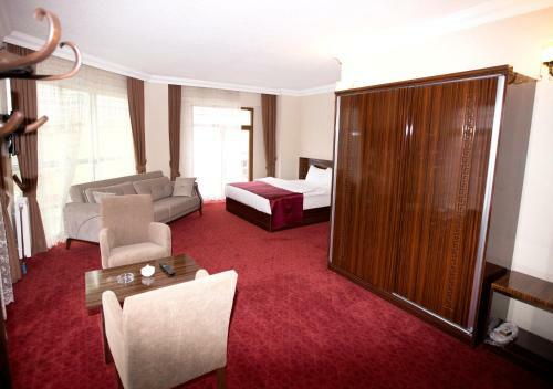 Resmina Hotel