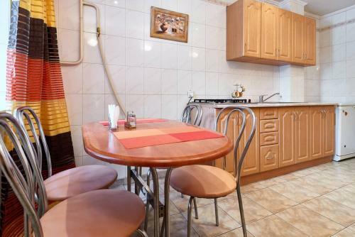 Home Hotel Apartments On Kontraktova Ploshcha