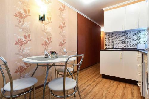 Home Hotel Apartments On Kontraktova Ploshcha