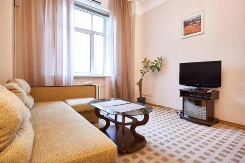 Home Hotel Apartments On Khreshchatyk Area