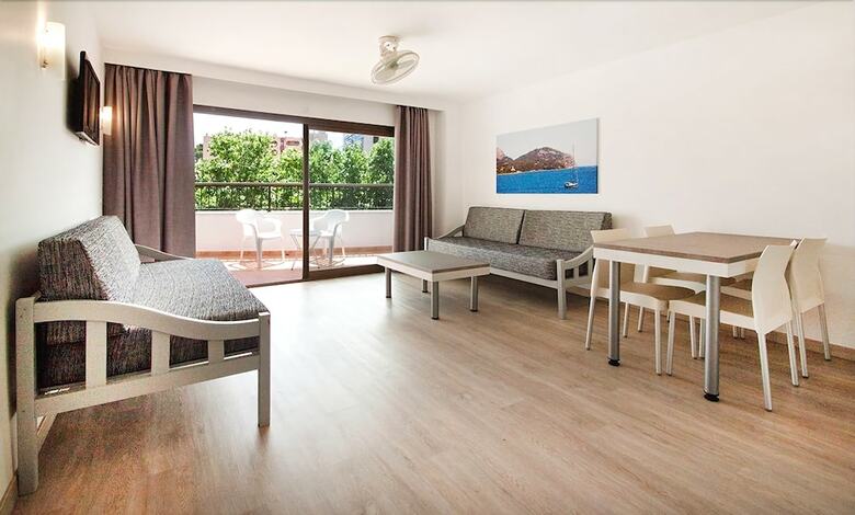 Apartamentos Sol Y Vera