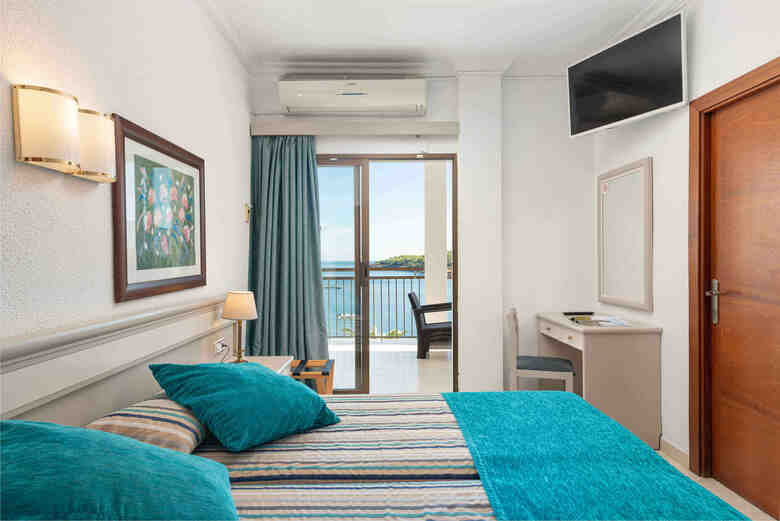 More Hotel