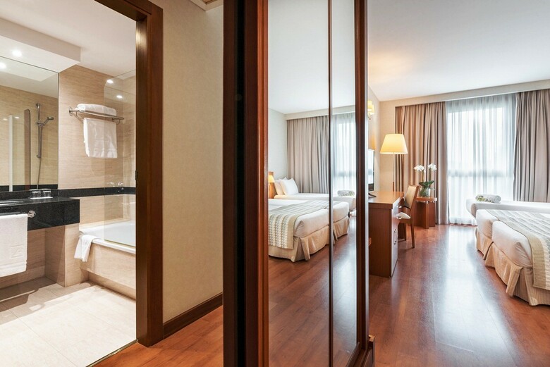 Hotel Eurostars San Lazaro