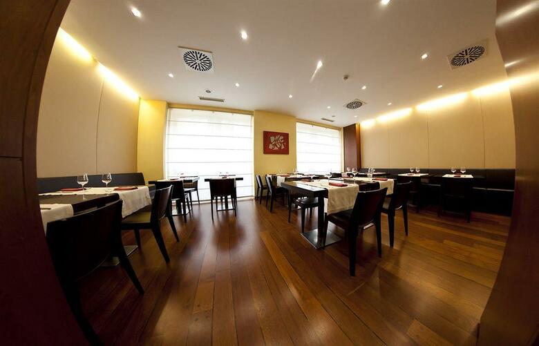 Hotel Holiday Inn Milan Garibaldi Station