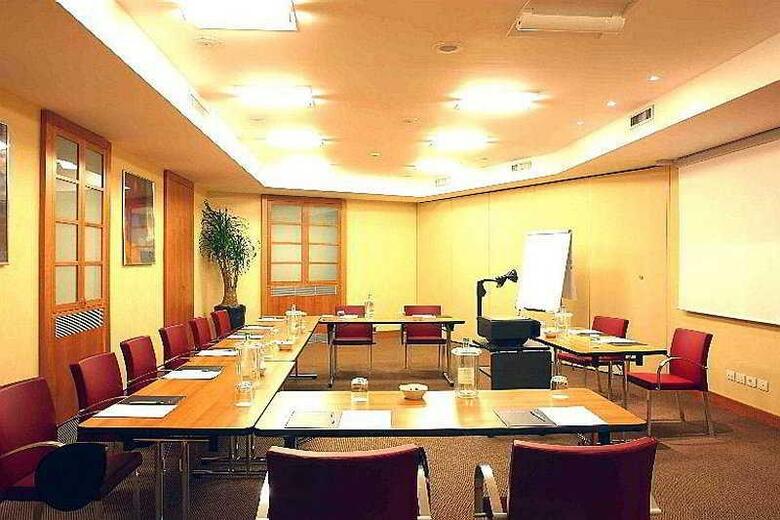 Hotel Holiday Inn Milan Garibaldi Station