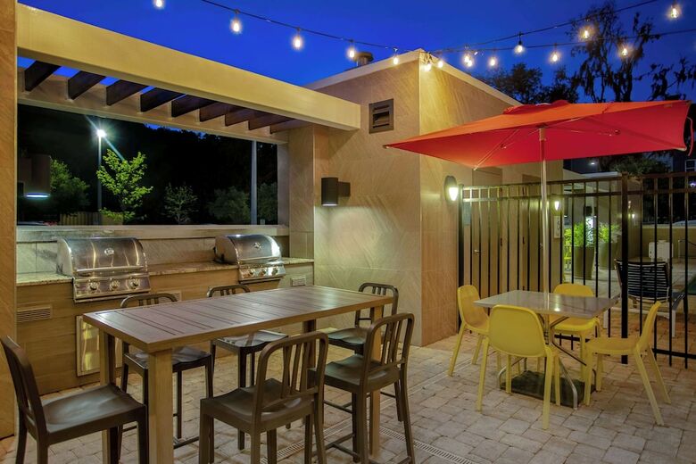 Hotel Home2 Suites By Hilton Gainesville