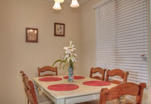 River Strand 53 Apartment
