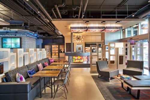 Hotel Aloft Syracuse Inner Harbor
