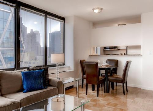 Apartamentos Global Luxury Suites At Symphony House