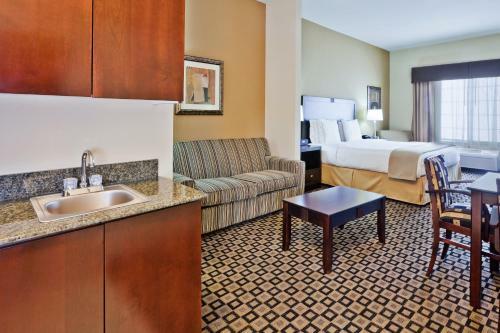 Hotel Holiday Inn Express & Suites Clovis