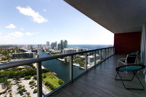Apartamento Beachwalk Resort By Miami Management