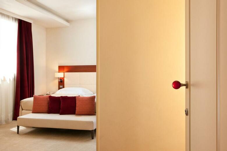 Al Tezzon Hotel