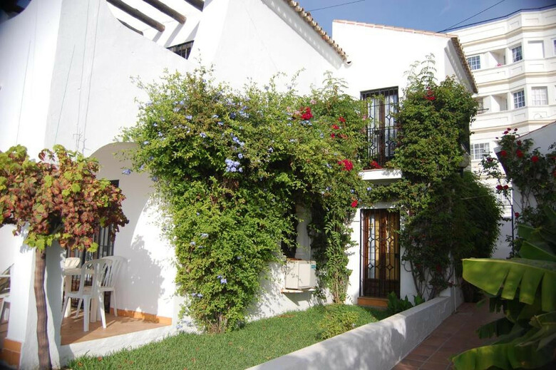 Hotel Apartamentos Perla Marina
