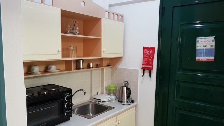 Apartments Camari Garden Hotel