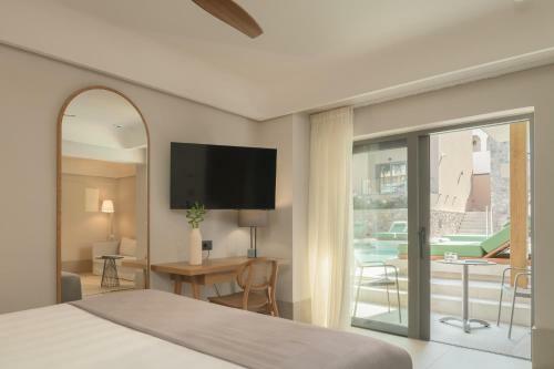 Hotel Paralos Venus Suites Adults Only