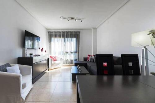 Vecindario-plaza Apartment