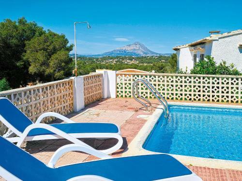 Holiday Home Balcon Al Mar 82-b