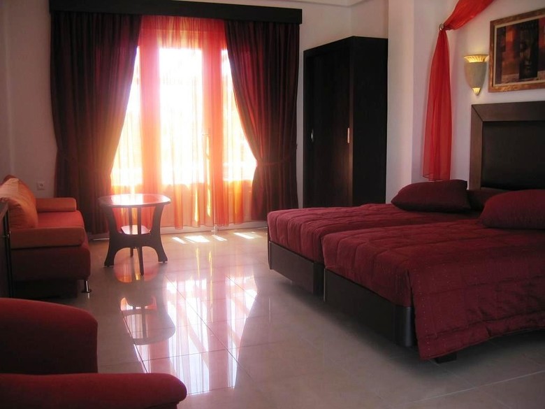 Hotel Giannoulaki Village