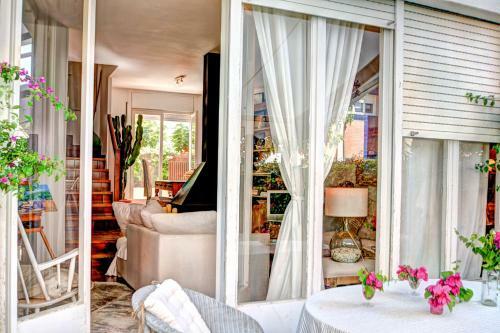 Can Cristina By Helloapartments