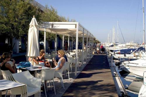 Apart-rent Apartamentos Francesc Maci�
