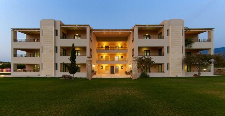 Golden Bay Hotel