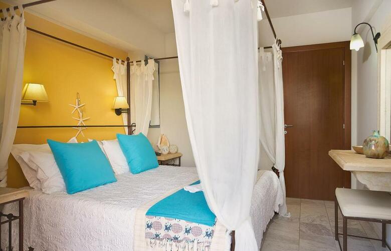 Golden Bay Hotel
