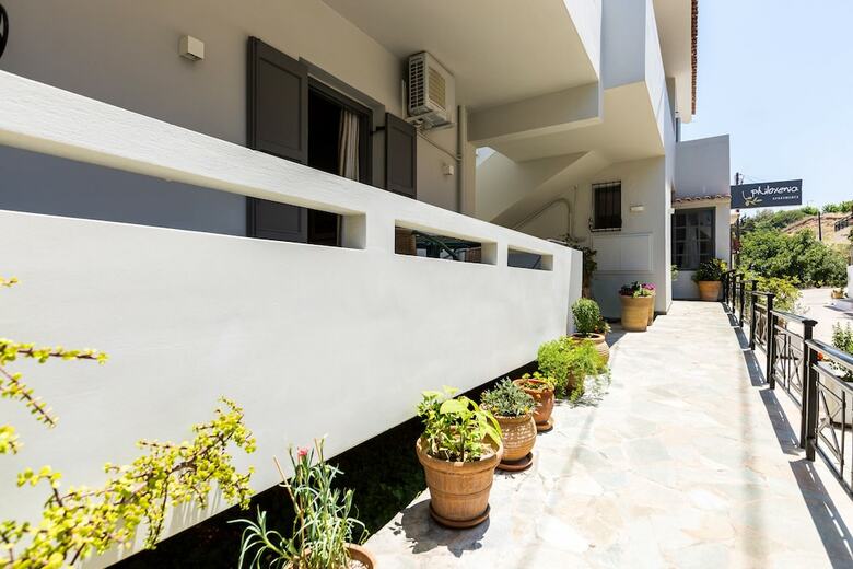Hotel Philoxenia Apartments