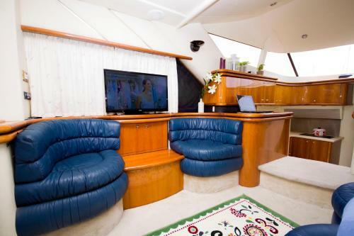 Lanzarote Yacht Hotel