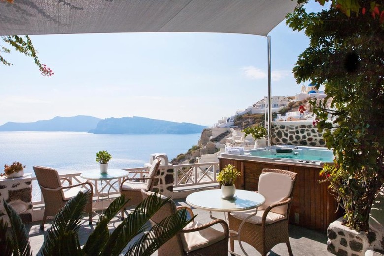 Alexander's Boutique Hotel