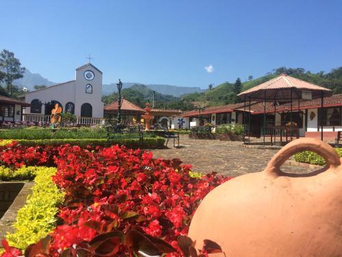 Hotel El Pueblito - Amigos Del Campo