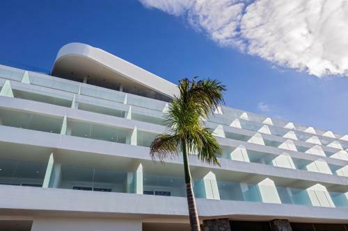 Hotel Royal Hideaway Corales Suites