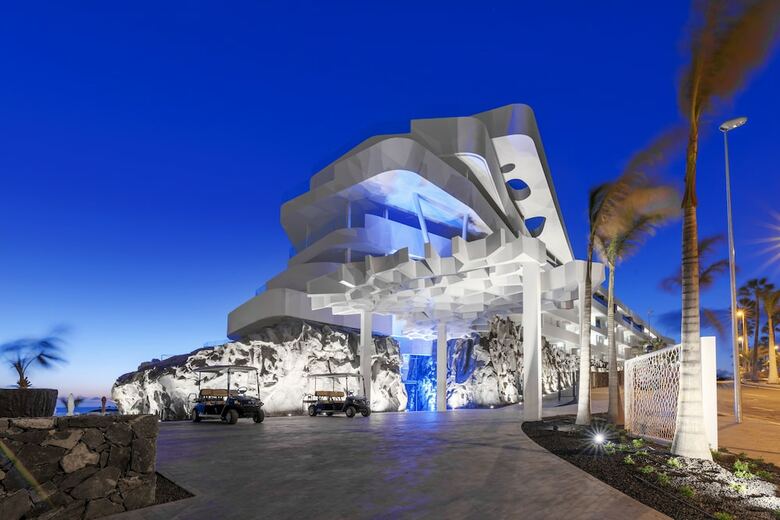 Hotel Royal Hideaway Corales Suites