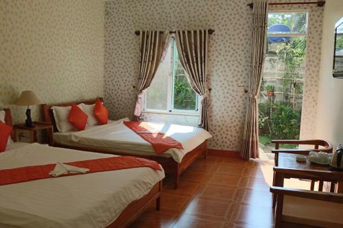 Sunrise Village Hotel