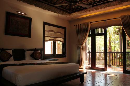 Hotel Lotus Village Resort