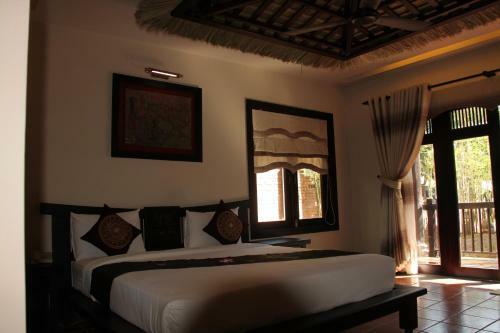 Hotel Lotus Village Resort
