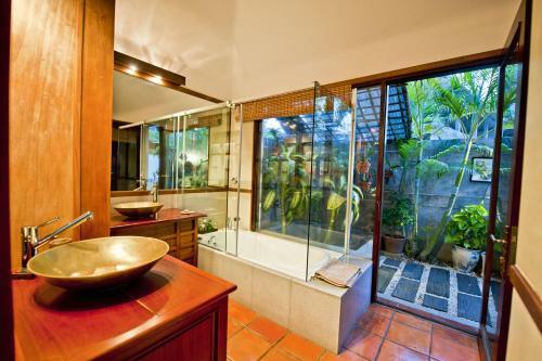 Hotel Takalau Residence & Resort